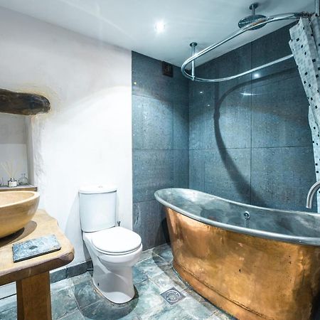 St Davids Hideaway With Roll-Top Bath & Log Burner Exteriér fotografie
