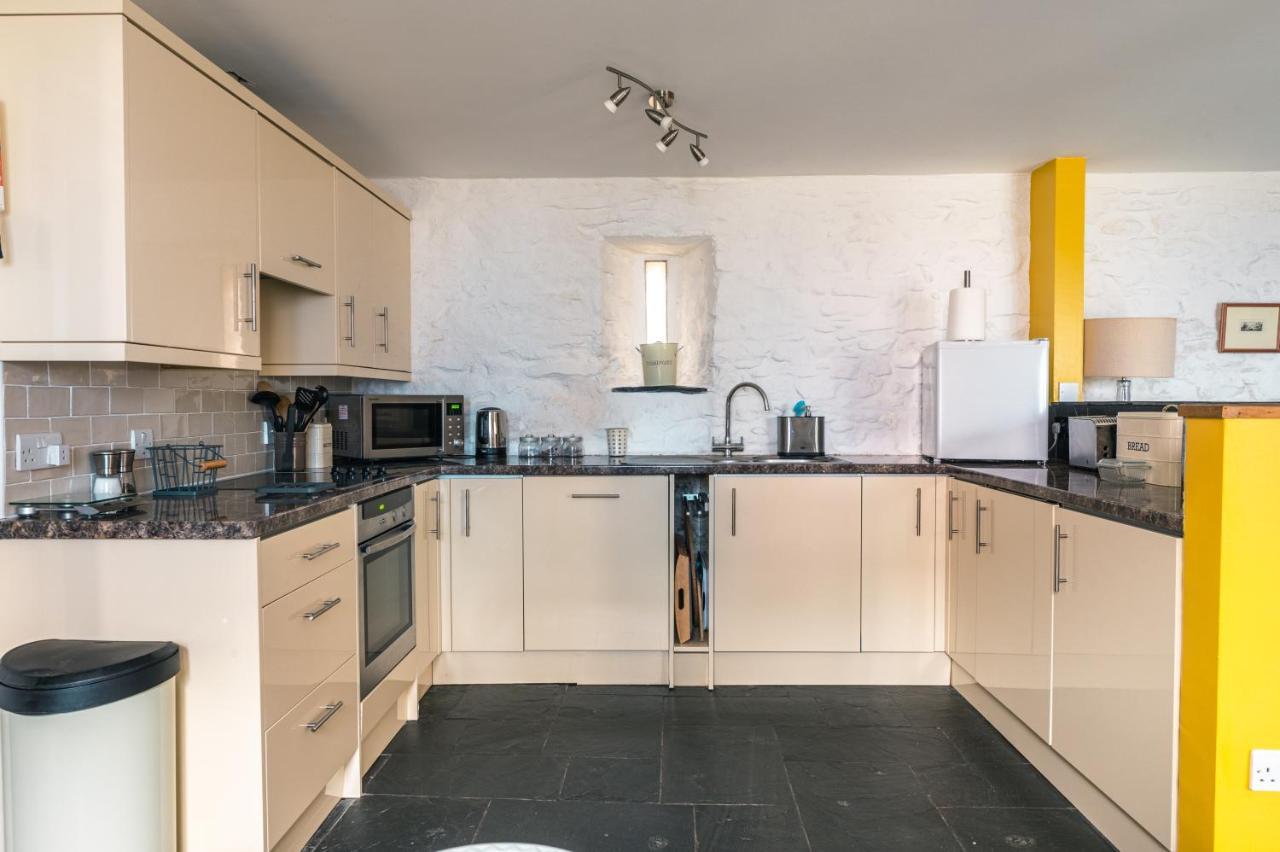 St Davids Hideaway With Roll-Top Bath & Log Burner Exteriér fotografie